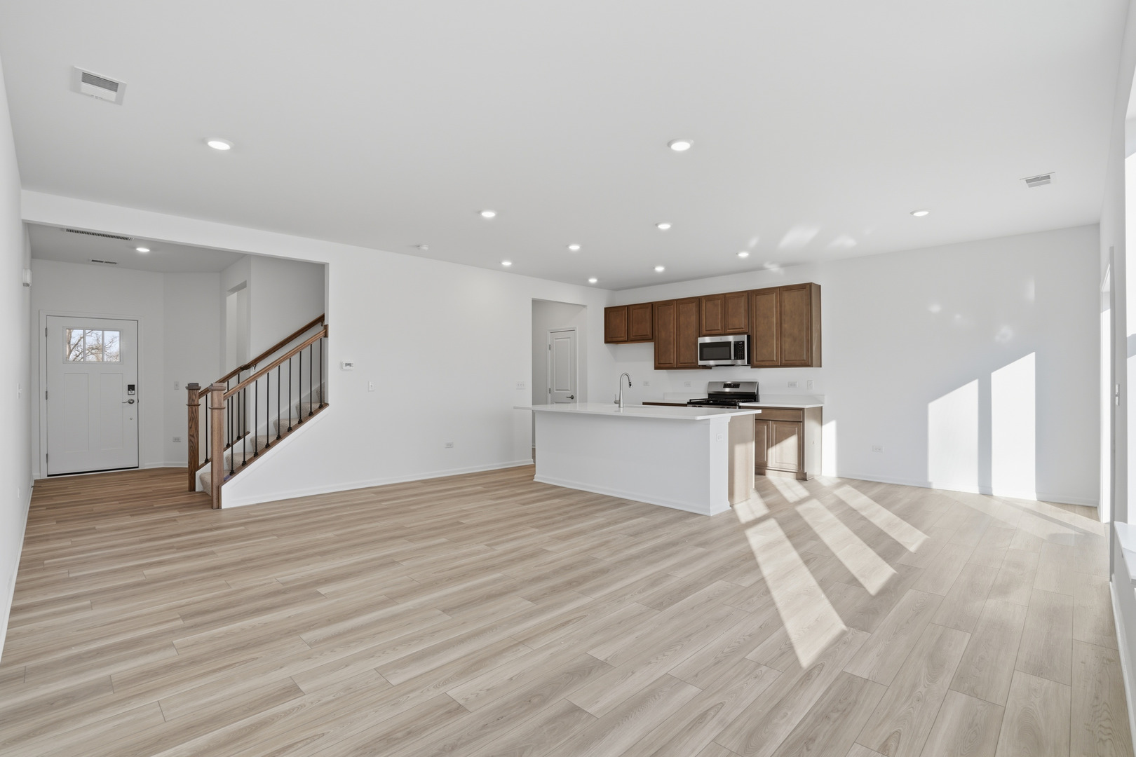 269 Red Oak Circle, Volo, IL 60020