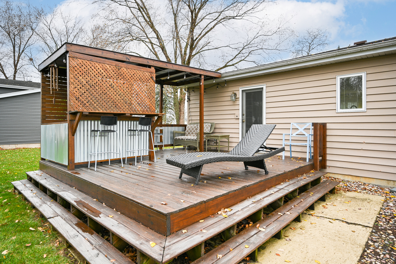 1N307 RICHARD Avenue, Wheaton, IL 60188