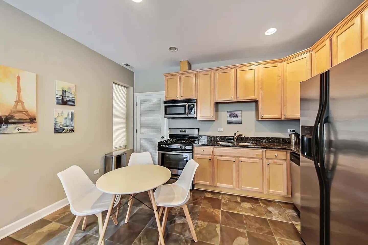 1730 W Beach Avenue #1, Chicago, IL 60622