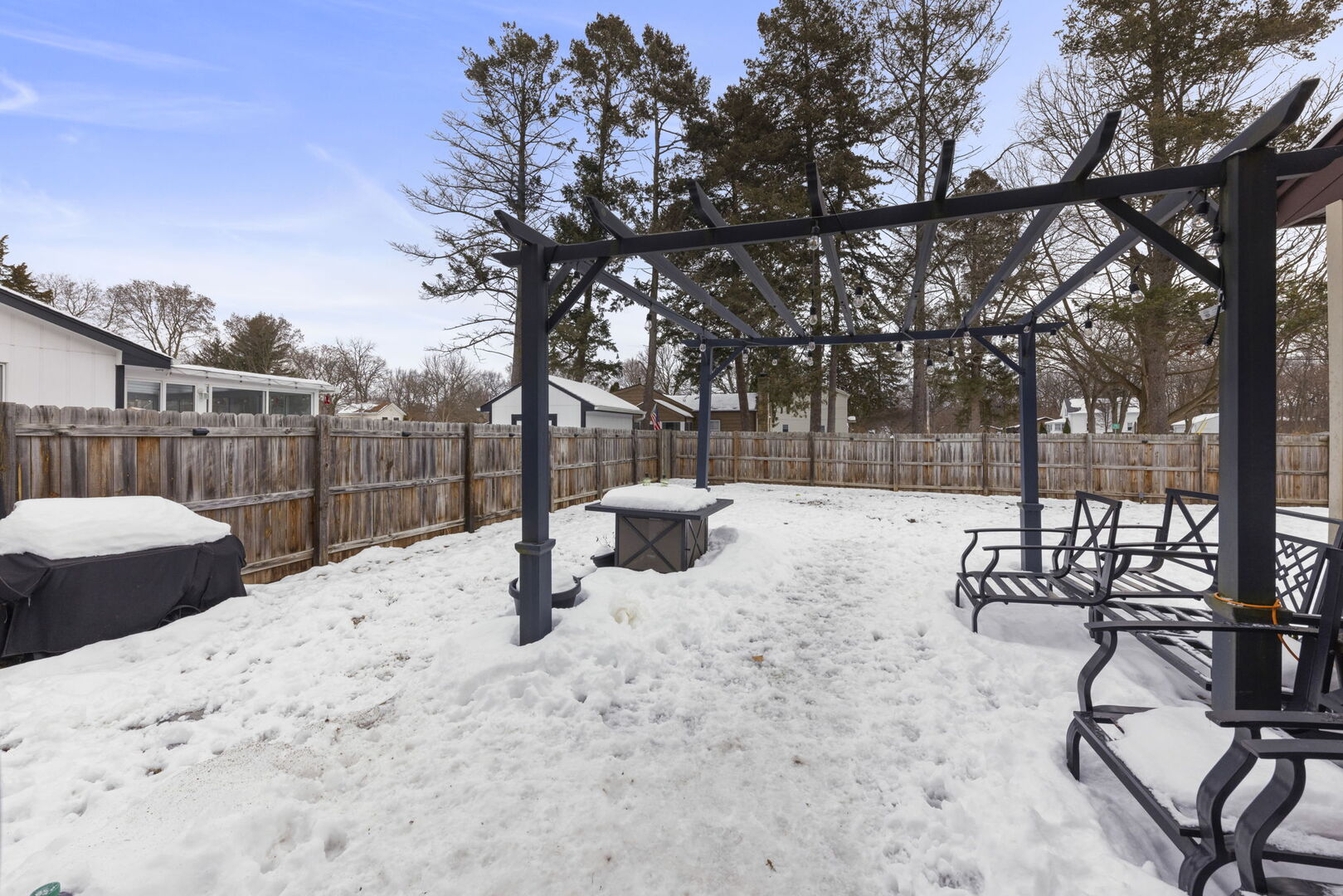 665 KRAMER Court, Batavia, IL 60510