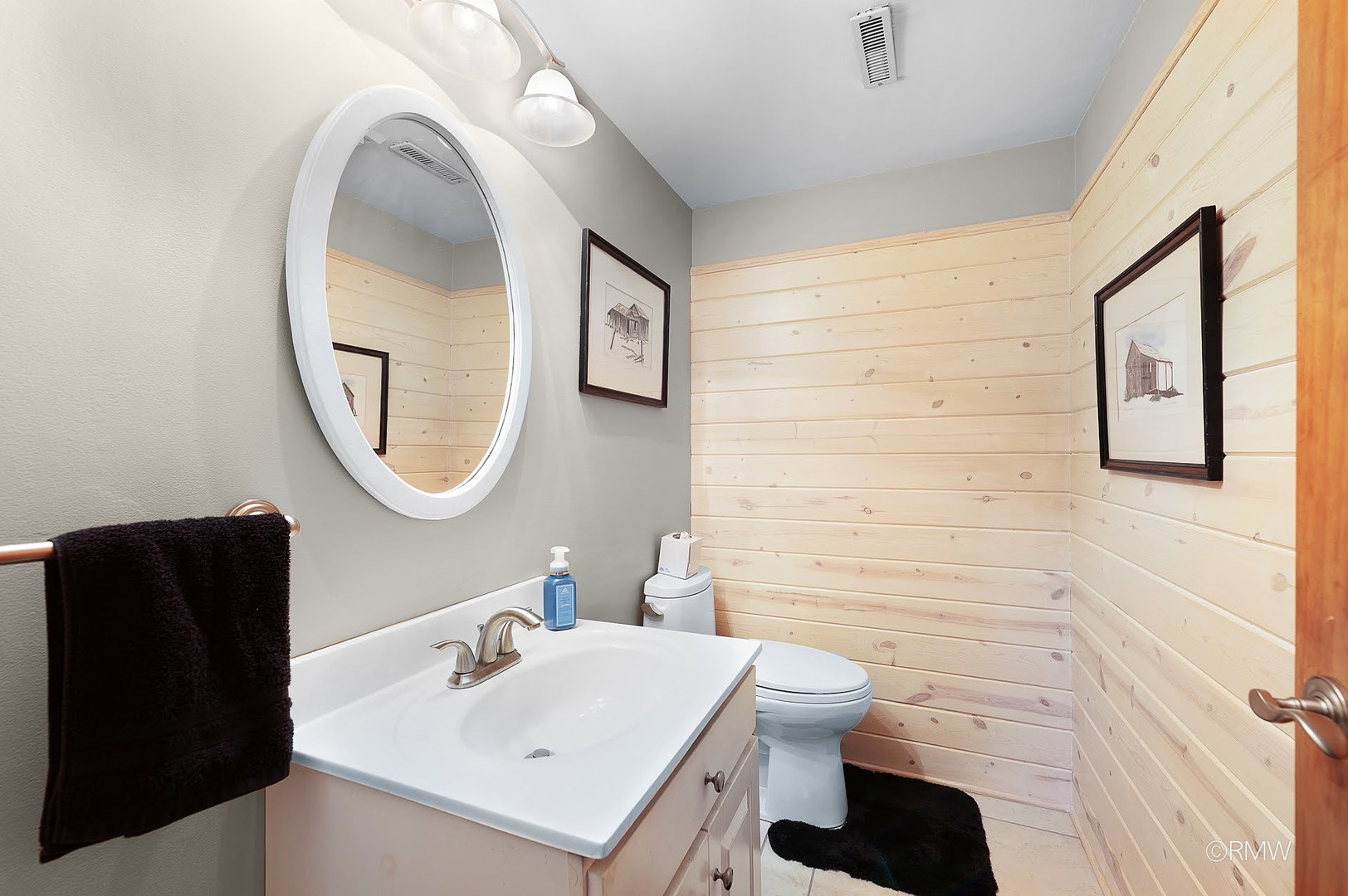 501 Bonnie Brae Avenue, Itasca, IL 60143