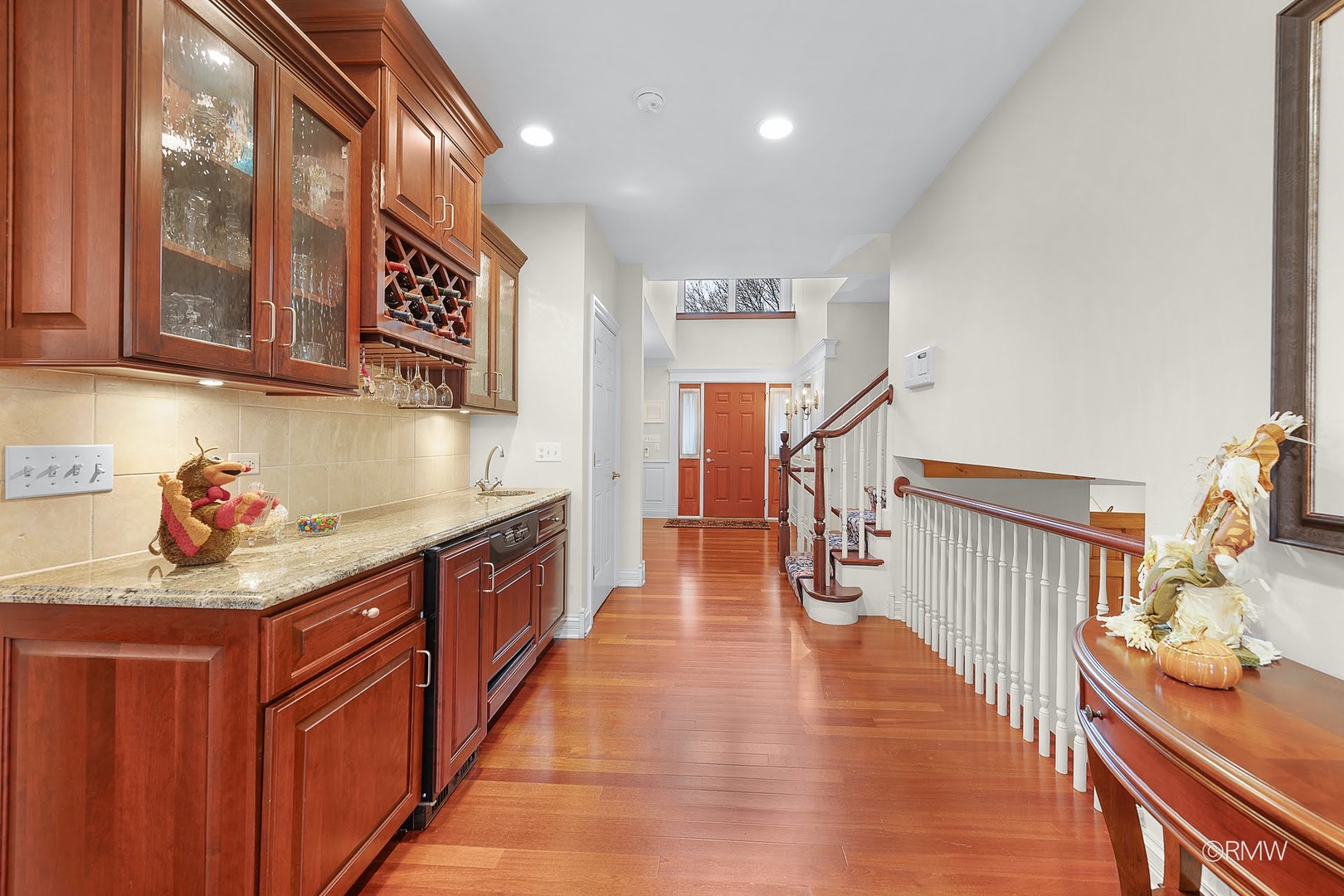 501 Bonnie Brae Avenue, Itasca, IL 60143