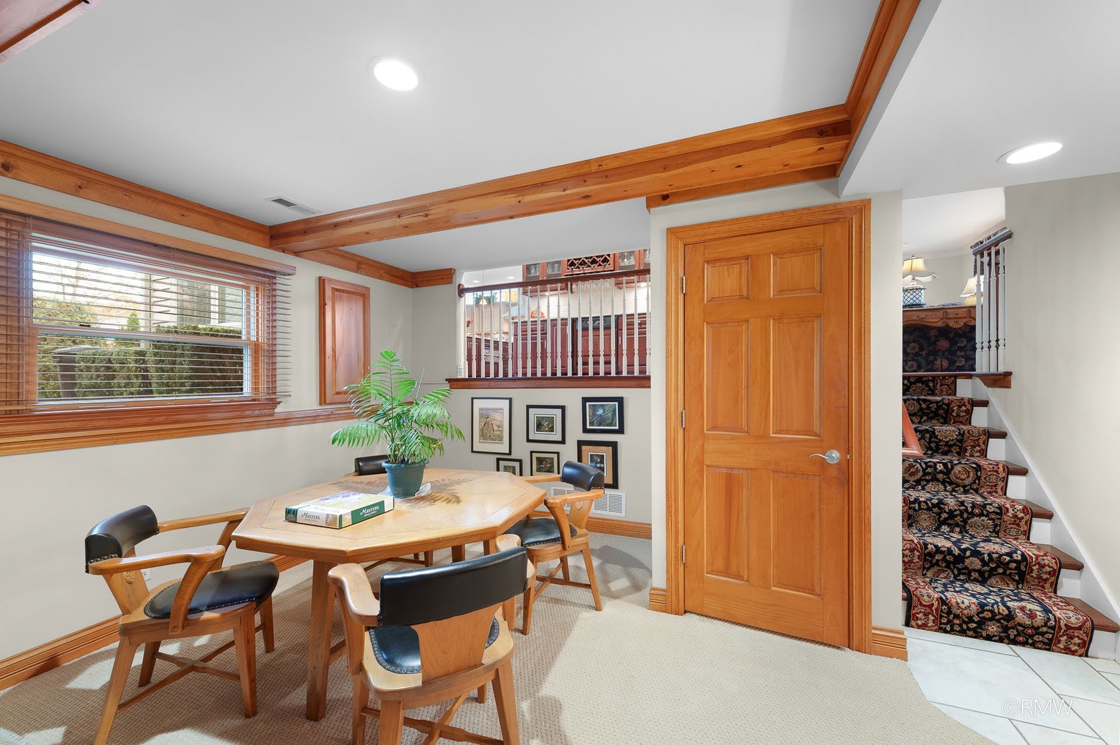 501 Bonnie Brae Avenue, Itasca, IL 60143