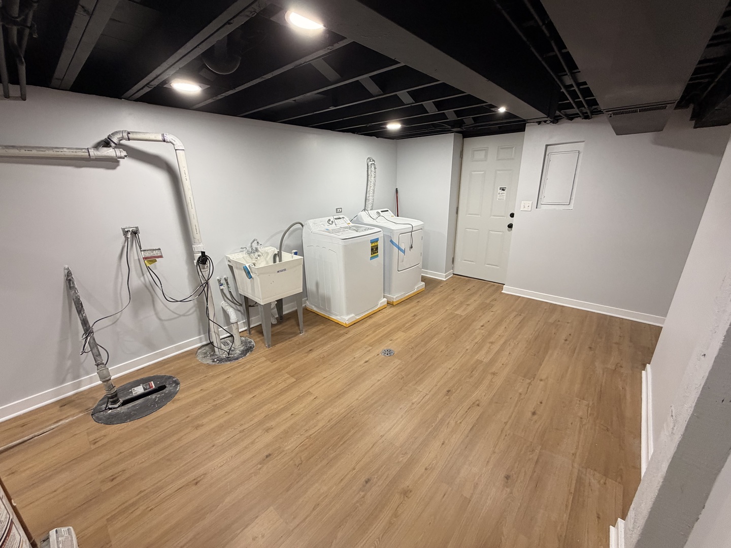 8325 Melvina Avenue, Burbank, IL 60459