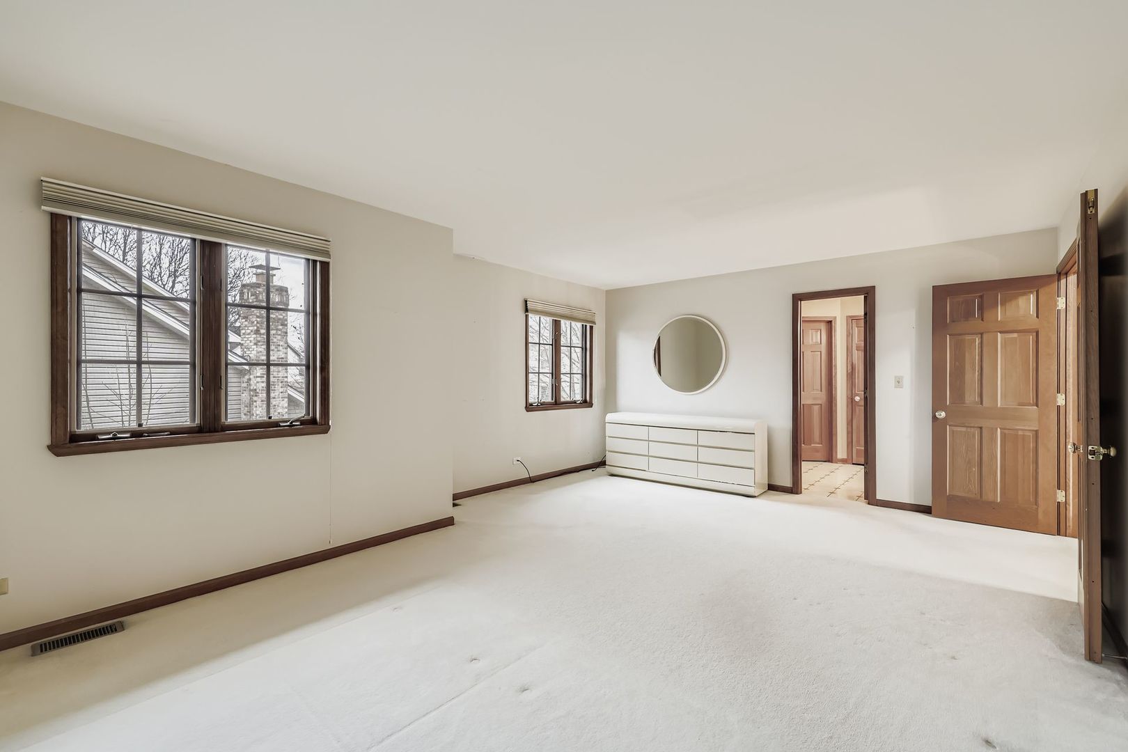 845 Harmon Boulevard, Hoffman Estates, IL 60169