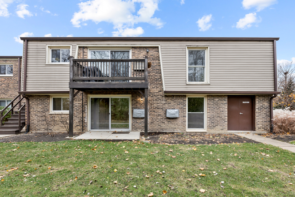 345 N Carter Street #103, Palatine, IL 60097
