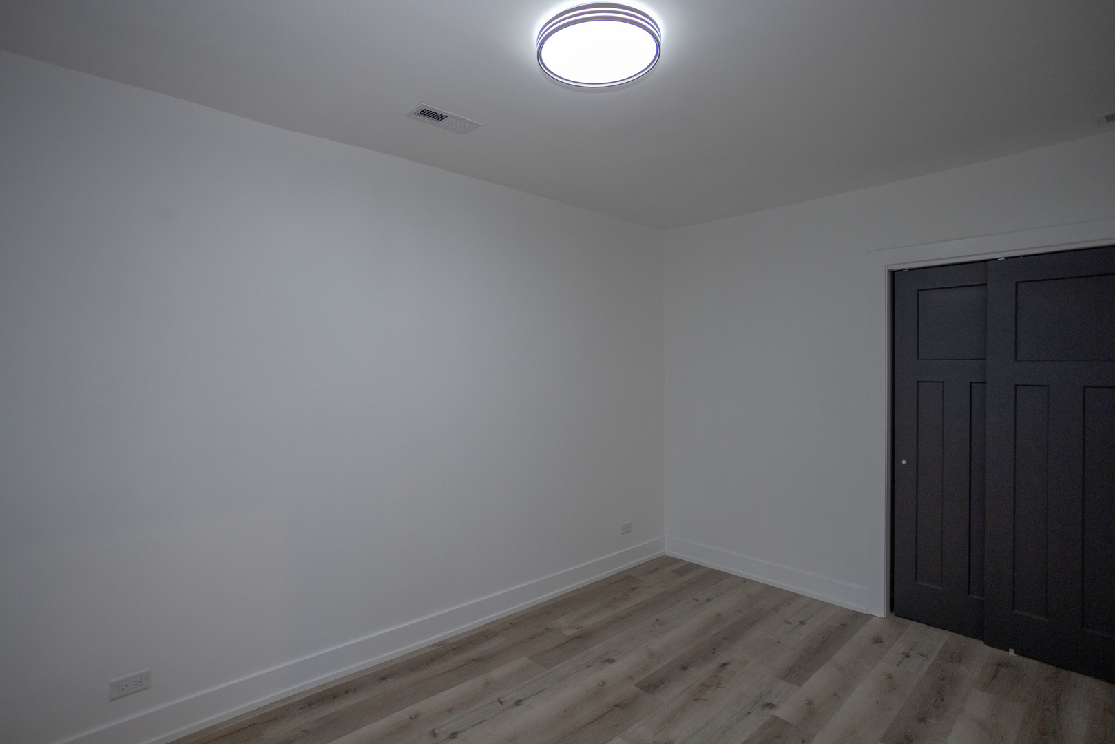 6614 W Belmont Avenue, Chicago, IL 60634