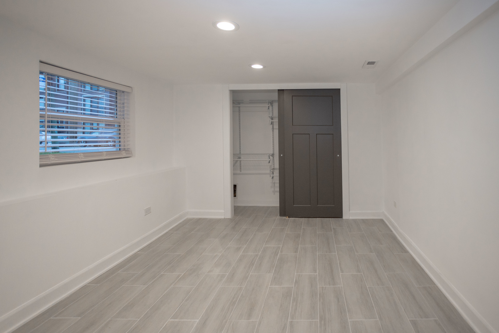 6614 W Belmont Avenue, Chicago, IL 60634