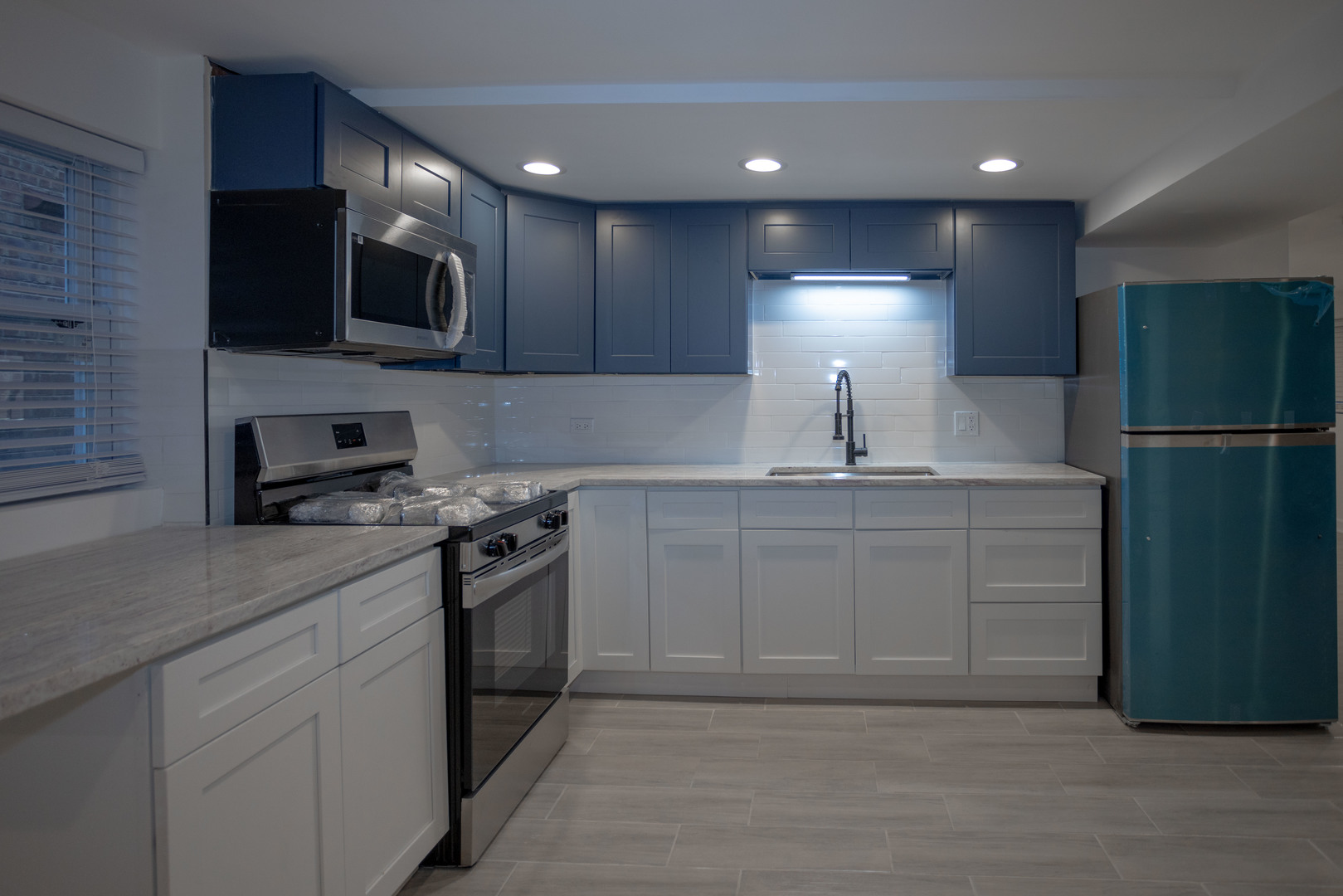 6614 W Belmont Avenue, Chicago, IL 60634