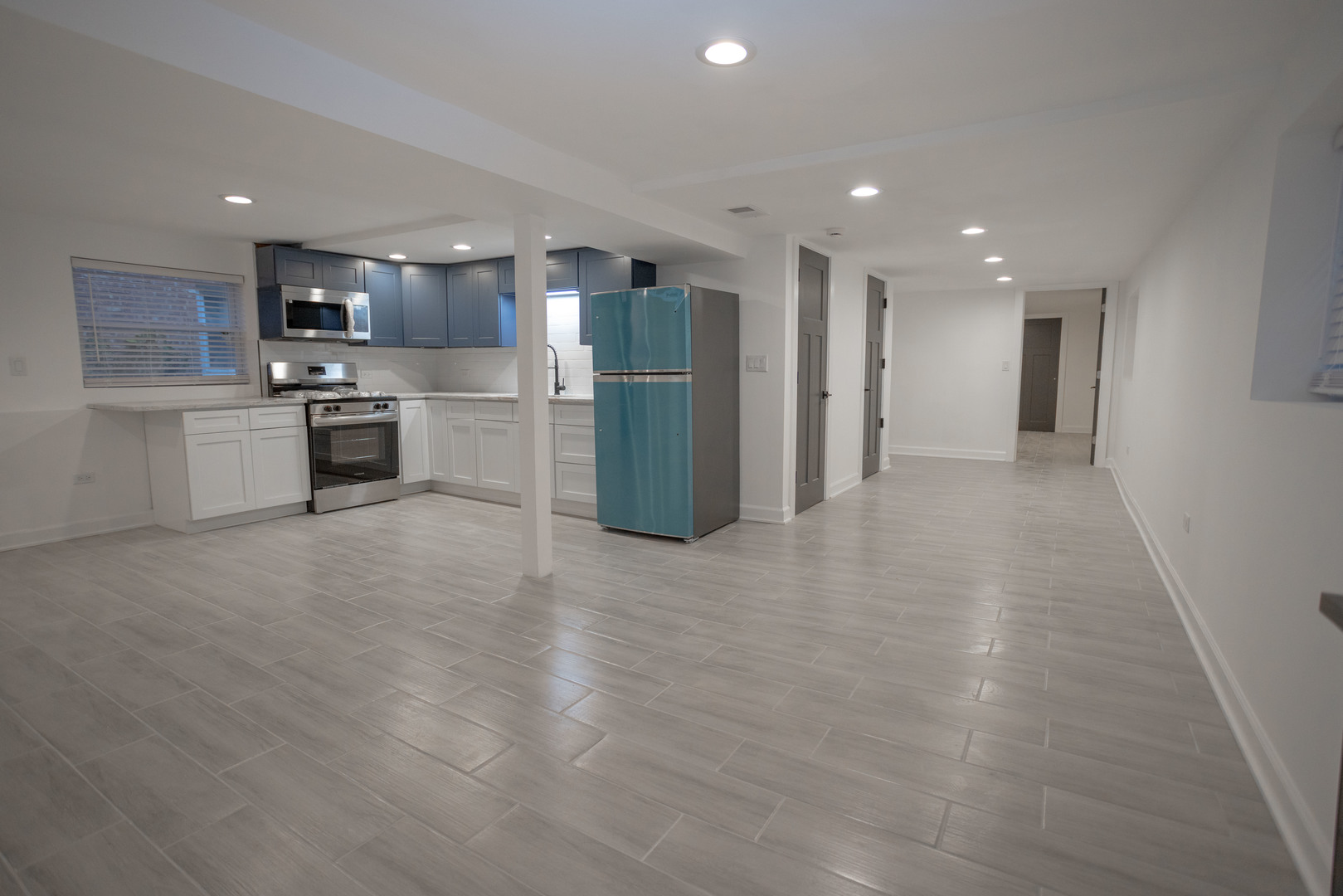 6614 W Belmont Avenue, Chicago, IL 60634