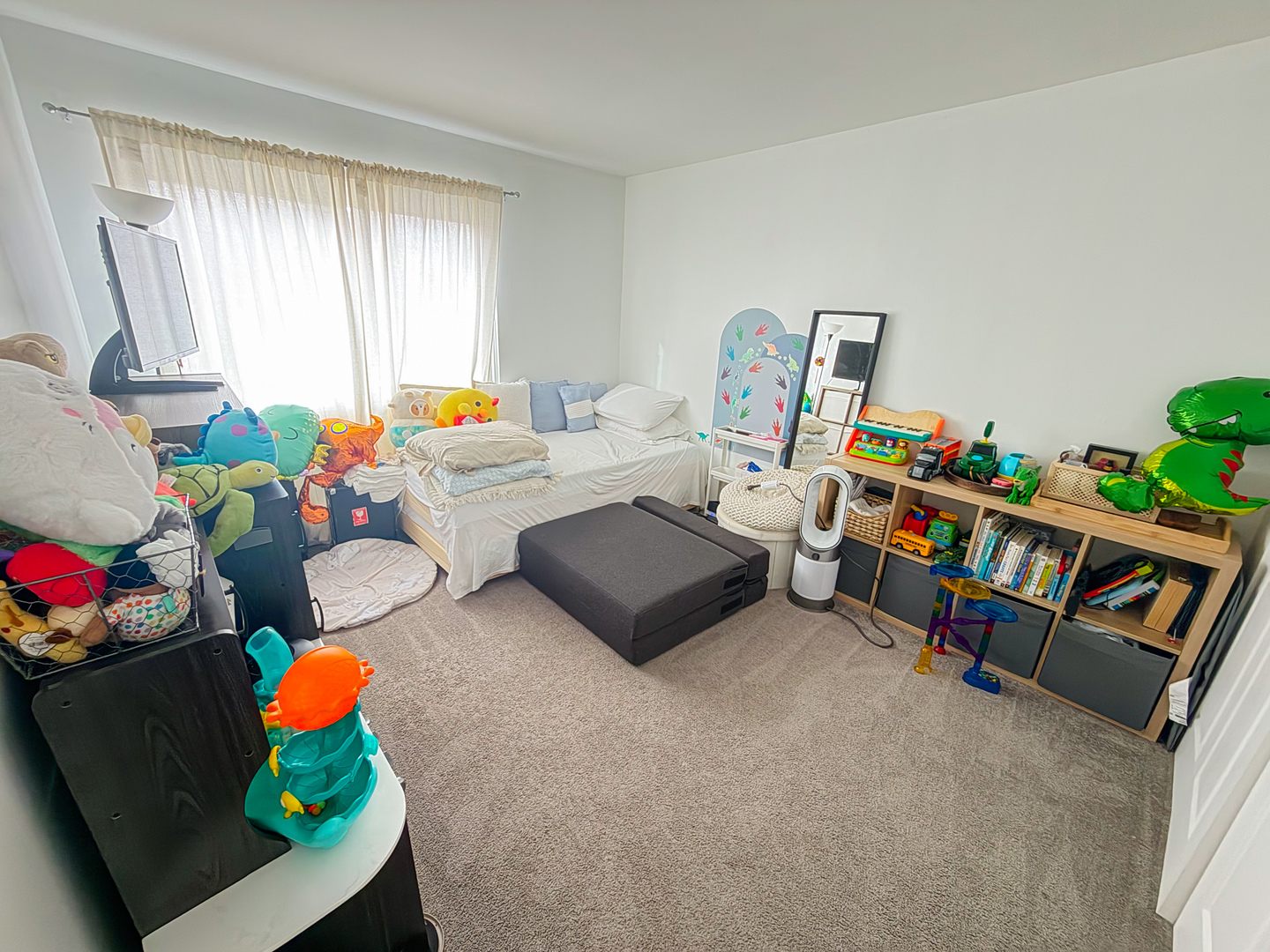 2612 N Windsor Drive #201, Arlington Heights, IL 60004