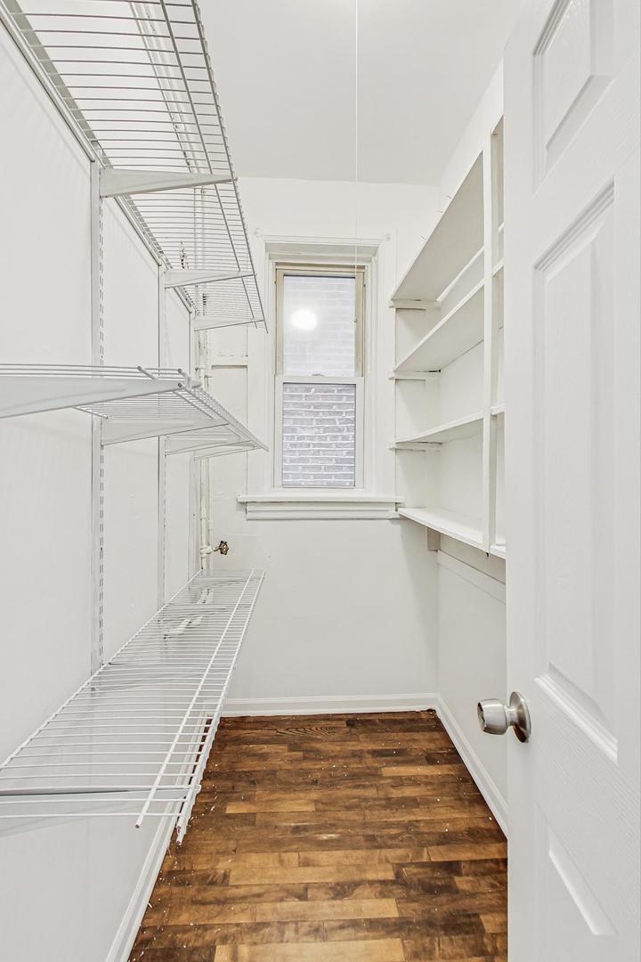 3330 W Hutchinson Street #3, Chicago, IL 60618