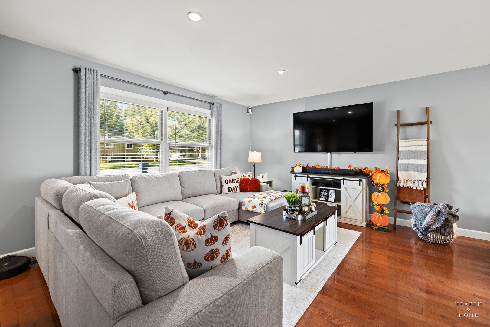 36712 N Traer Terrace, Gurnee, IL 60031