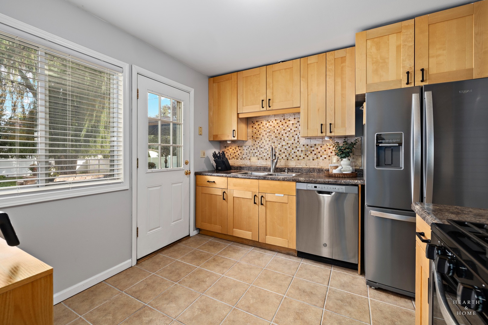 36712 N Traer Terrace, Gurnee, IL 60031