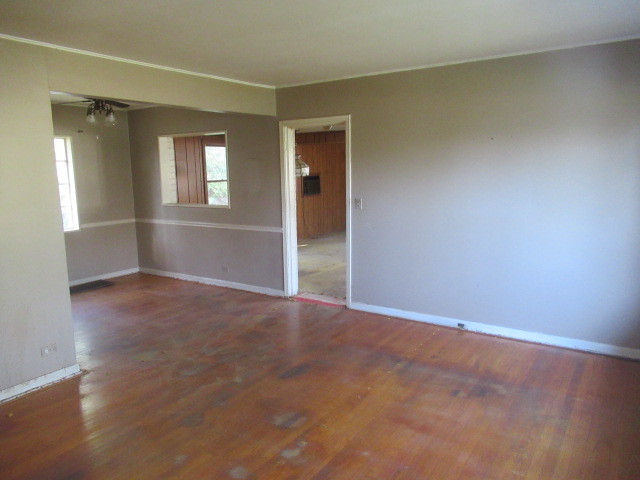 1052 Greenwood Avenue, Deerfield, IL 60015