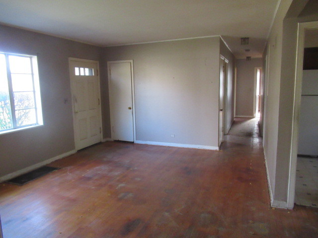 1052 Greenwood Avenue, Deerfield, IL 60015