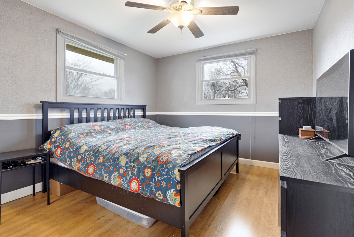 206 Yuma Lane, Carol Stream, IL 60188