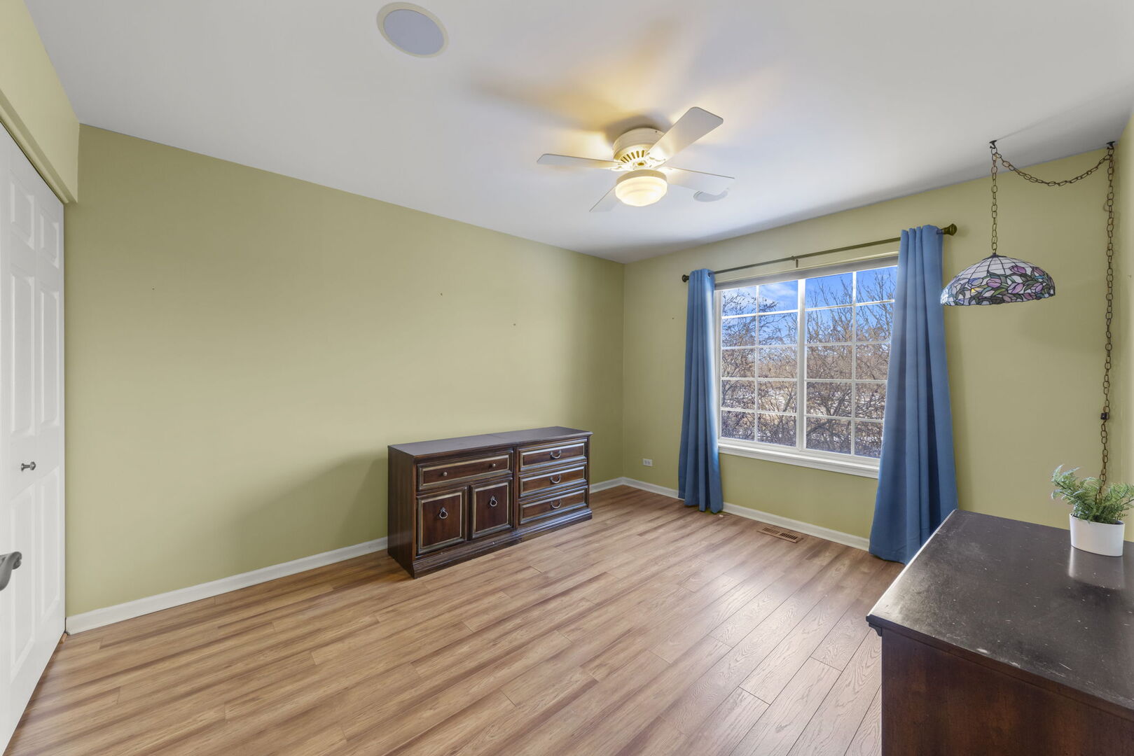 31506 Kline Circle, Warrenville, IL 60555