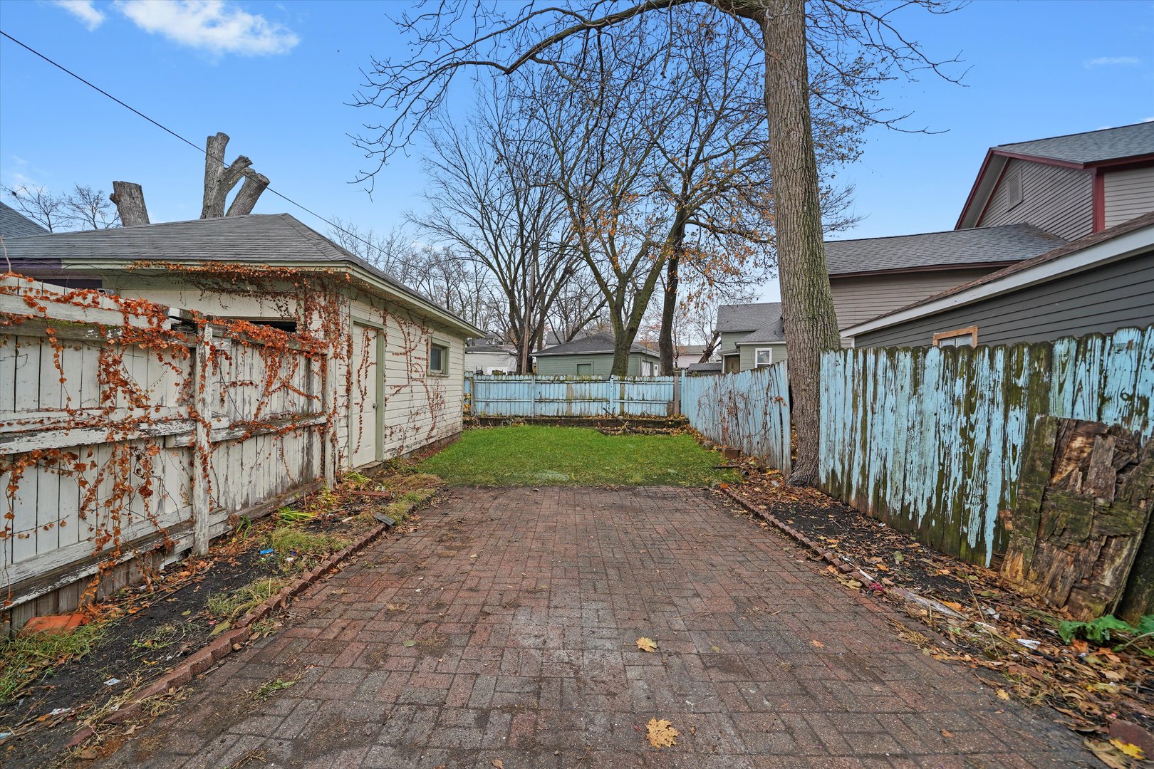 281 Gifford Place, Elgin, IL 60120