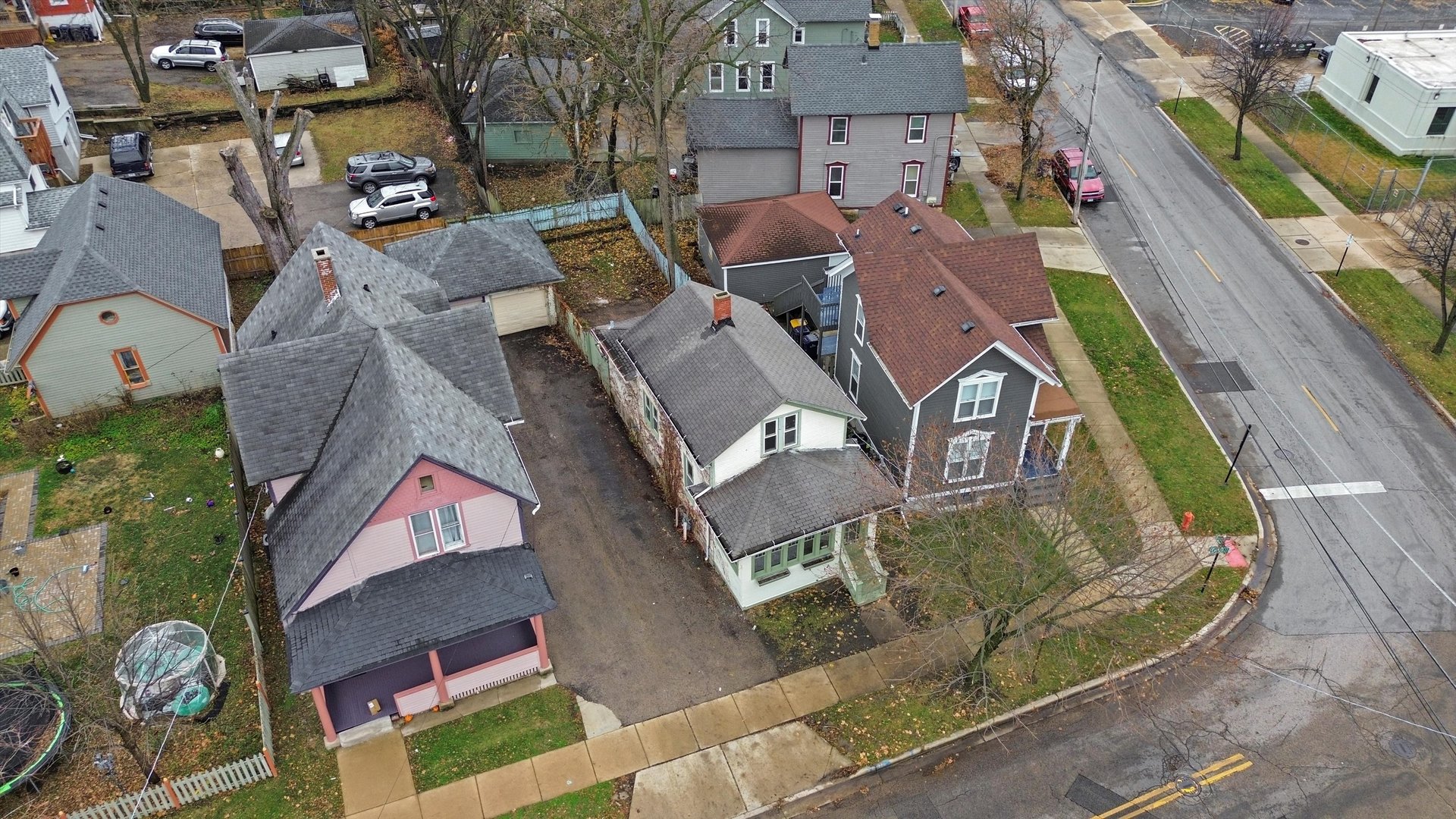 281 Gifford Place, Elgin, IL 60120