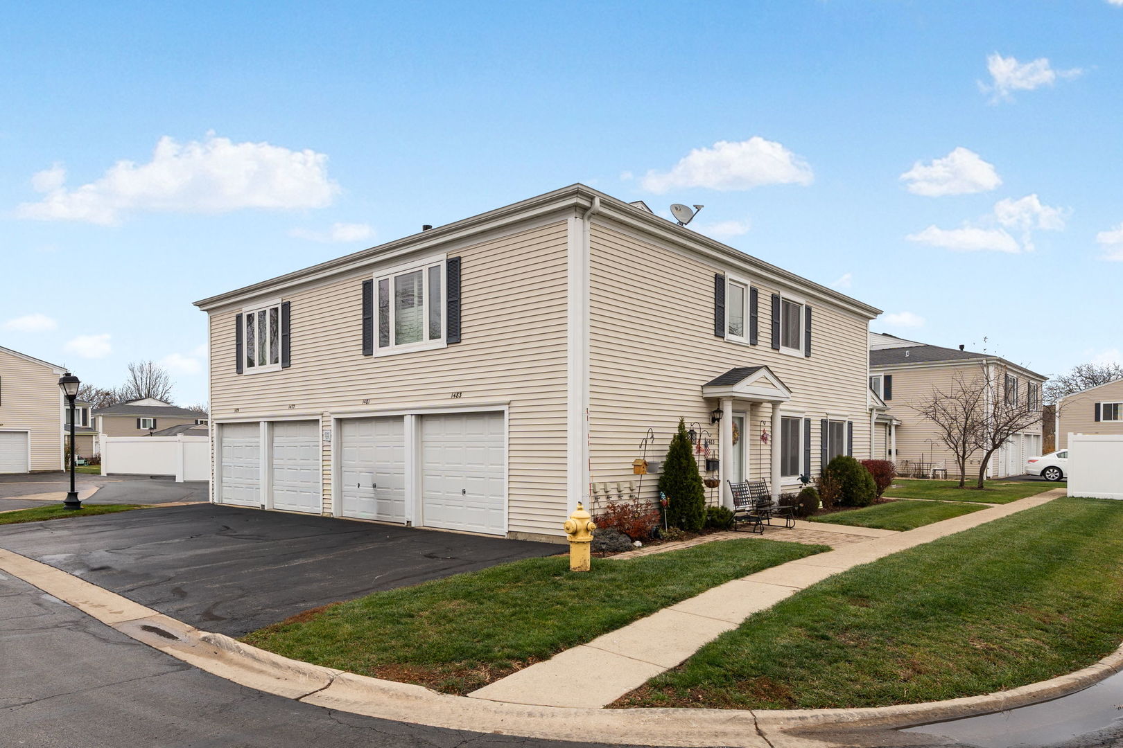 1481 Quaker Lane #117B, Prospect Heights, IL 60070