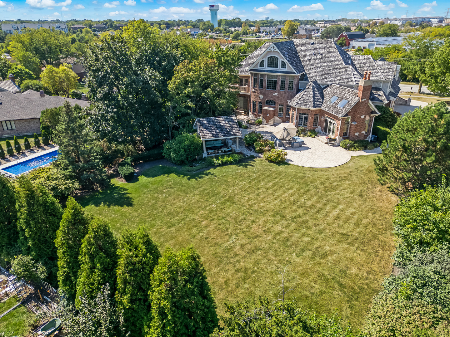 1137 N ITASCA Road, Addison, IL 60101