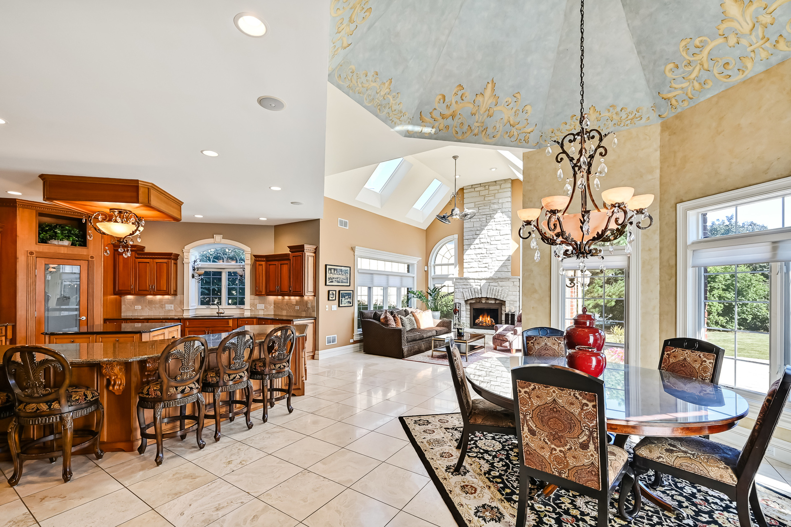 1137 N ITASCA Road, Addison, IL 60101