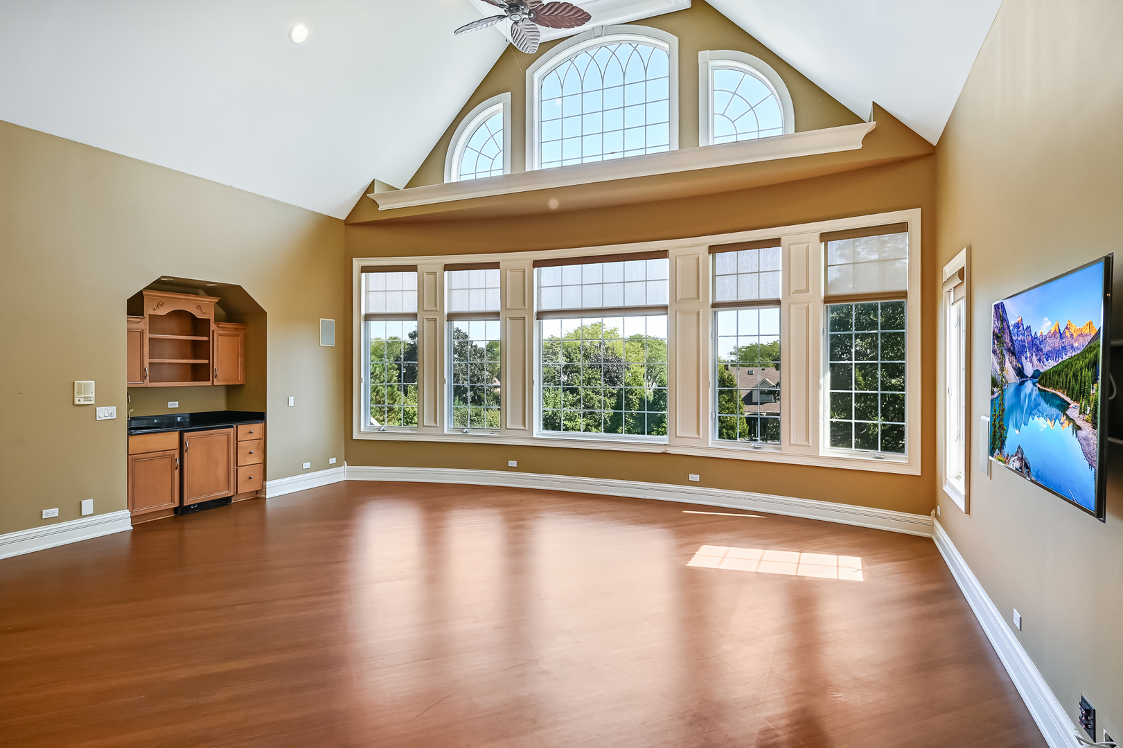 1137 N ITASCA Road, Addison, IL 60101