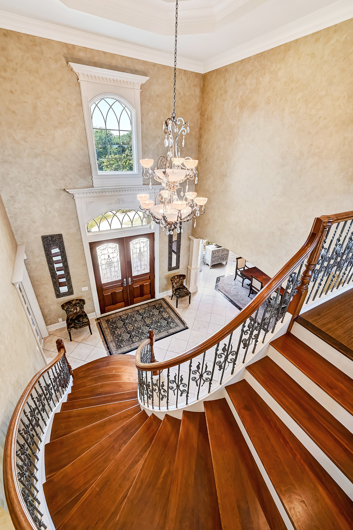 1137 N ITASCA Road, Addison, IL 60101