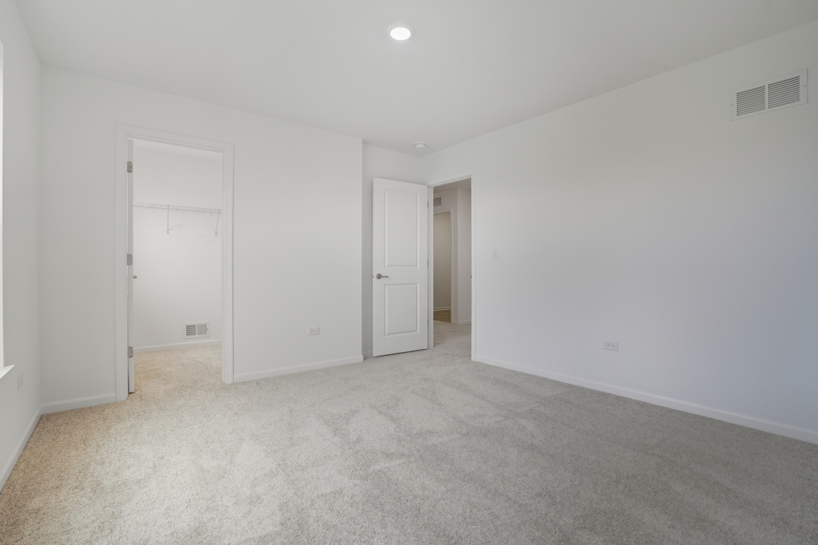 357 Danforth Drive, Oswego, IL 60543