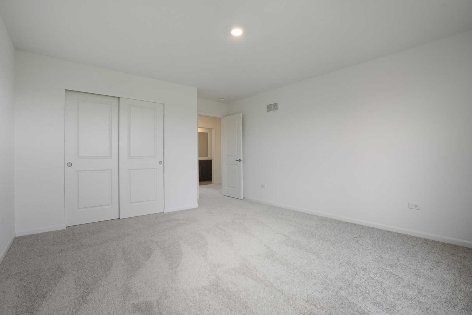 357 Danforth Drive, Oswego, IL 60543