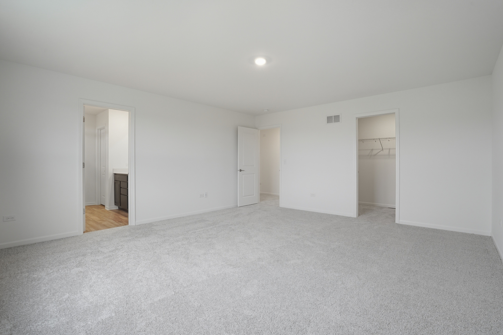 357 Danforth Drive, Oswego, IL 60543