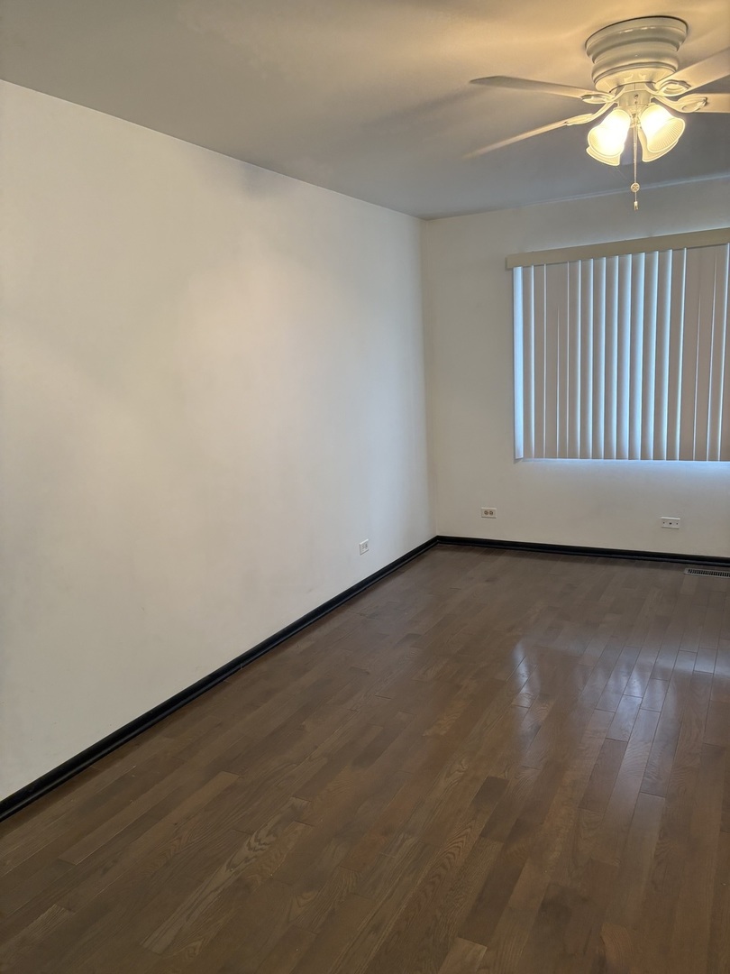 109 Paramount Drive, Wood Dale, IL 60191