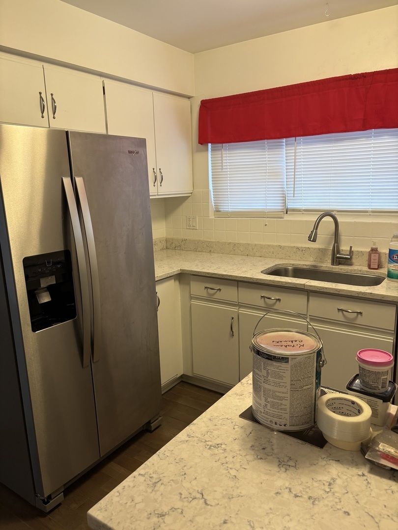 109 Paramount Drive, Wood Dale, IL 60191