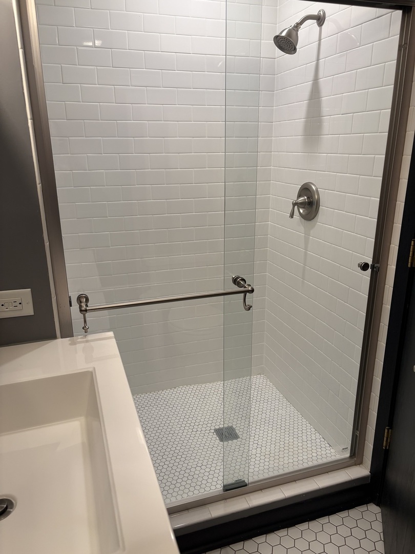 109 Paramount Drive, Wood Dale, IL 60191