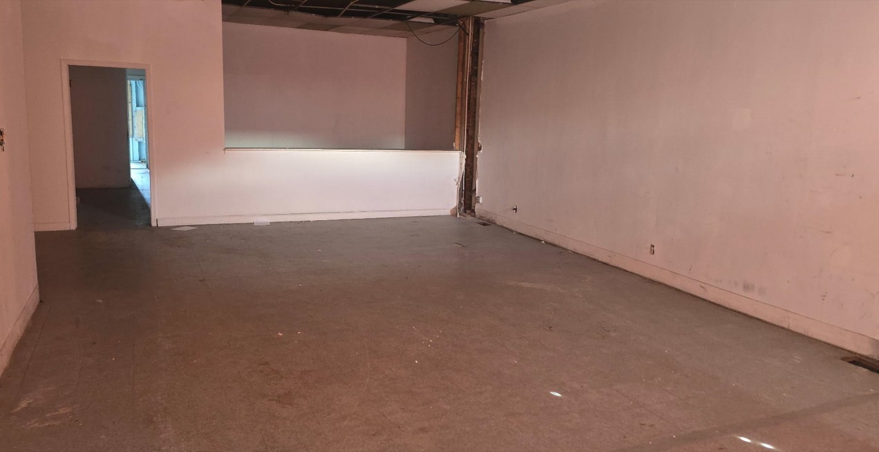 2442 W 63rd Street, Chicago, IL 60629