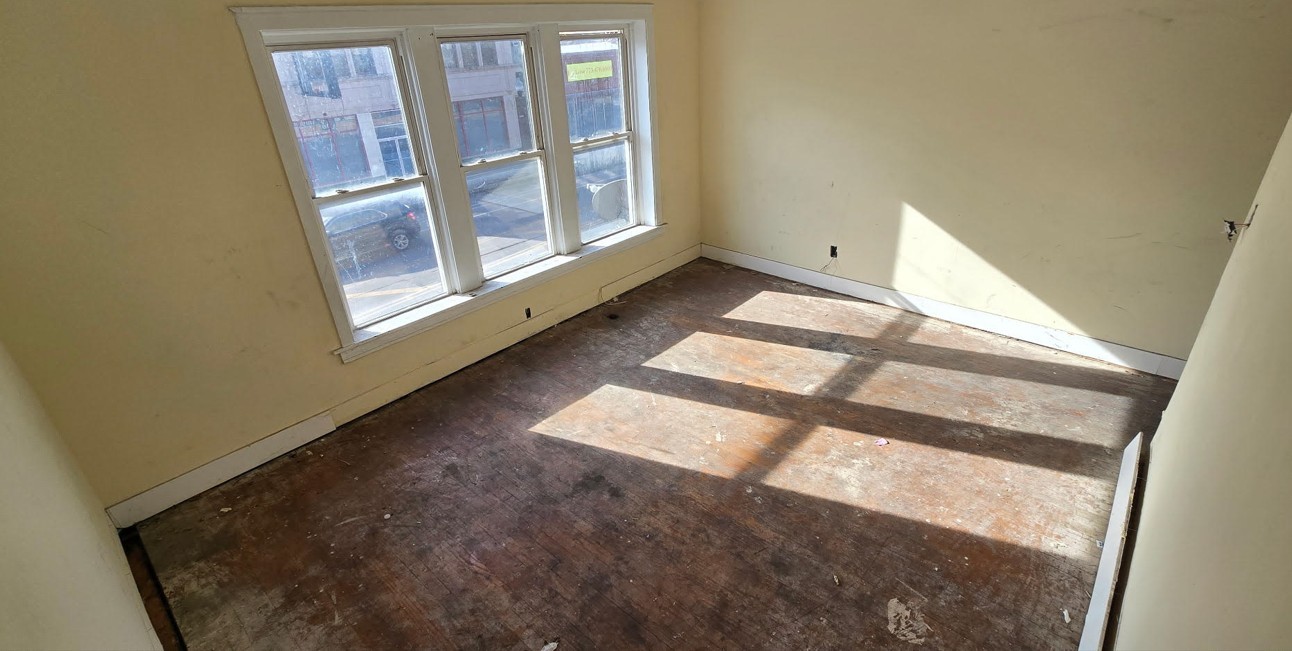 2442 W 63rd Street, Chicago, IL 60629