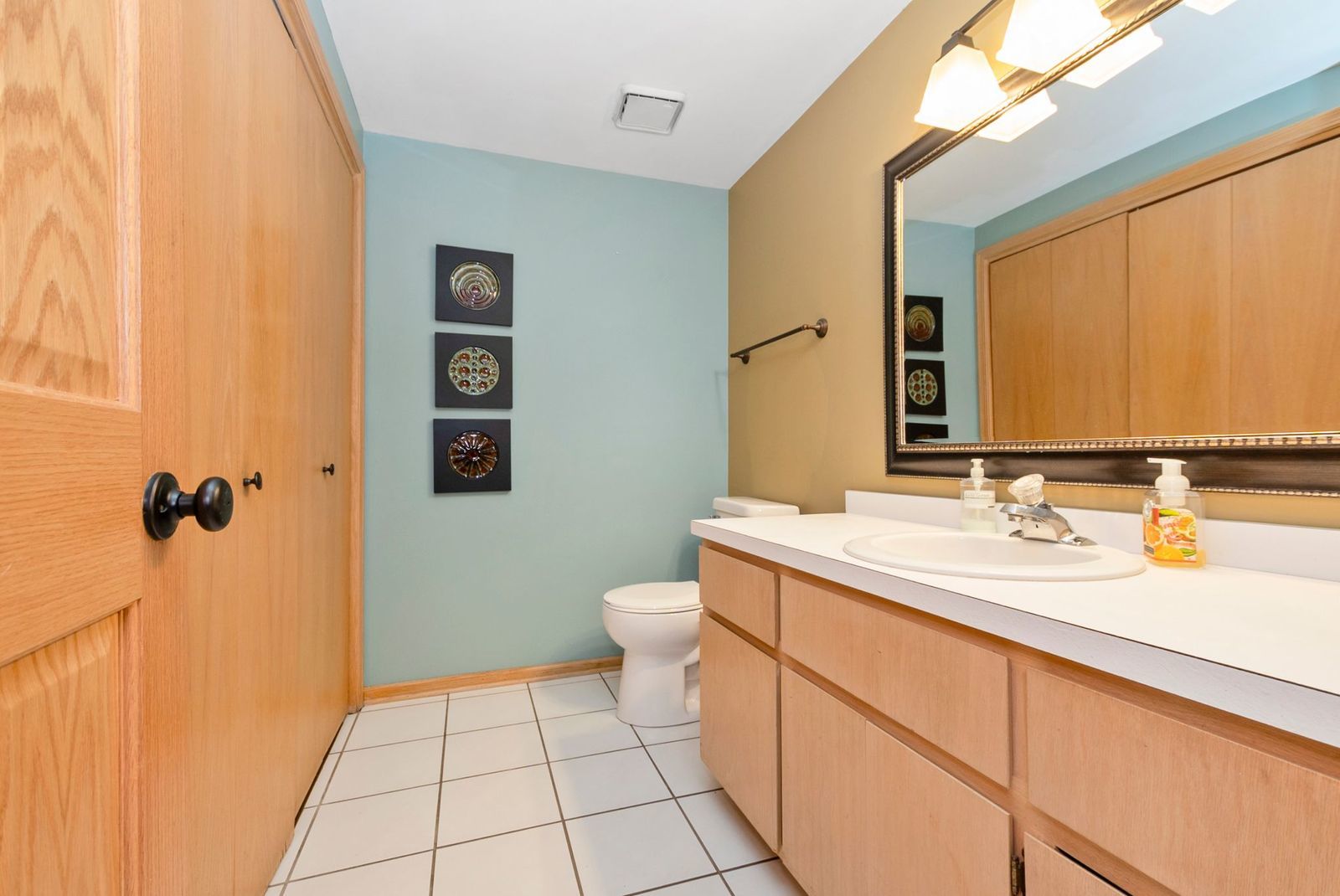 7642 W 158th Court, Orland Park, IL 60462