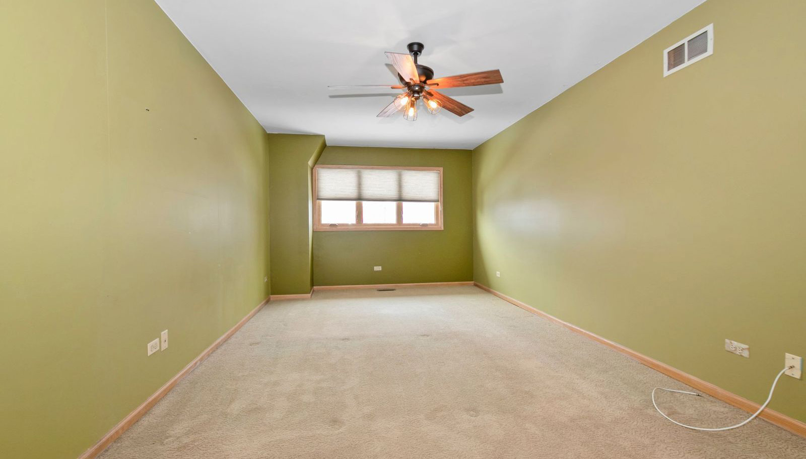 7642 W 158th Court, Orland Park, IL 60462