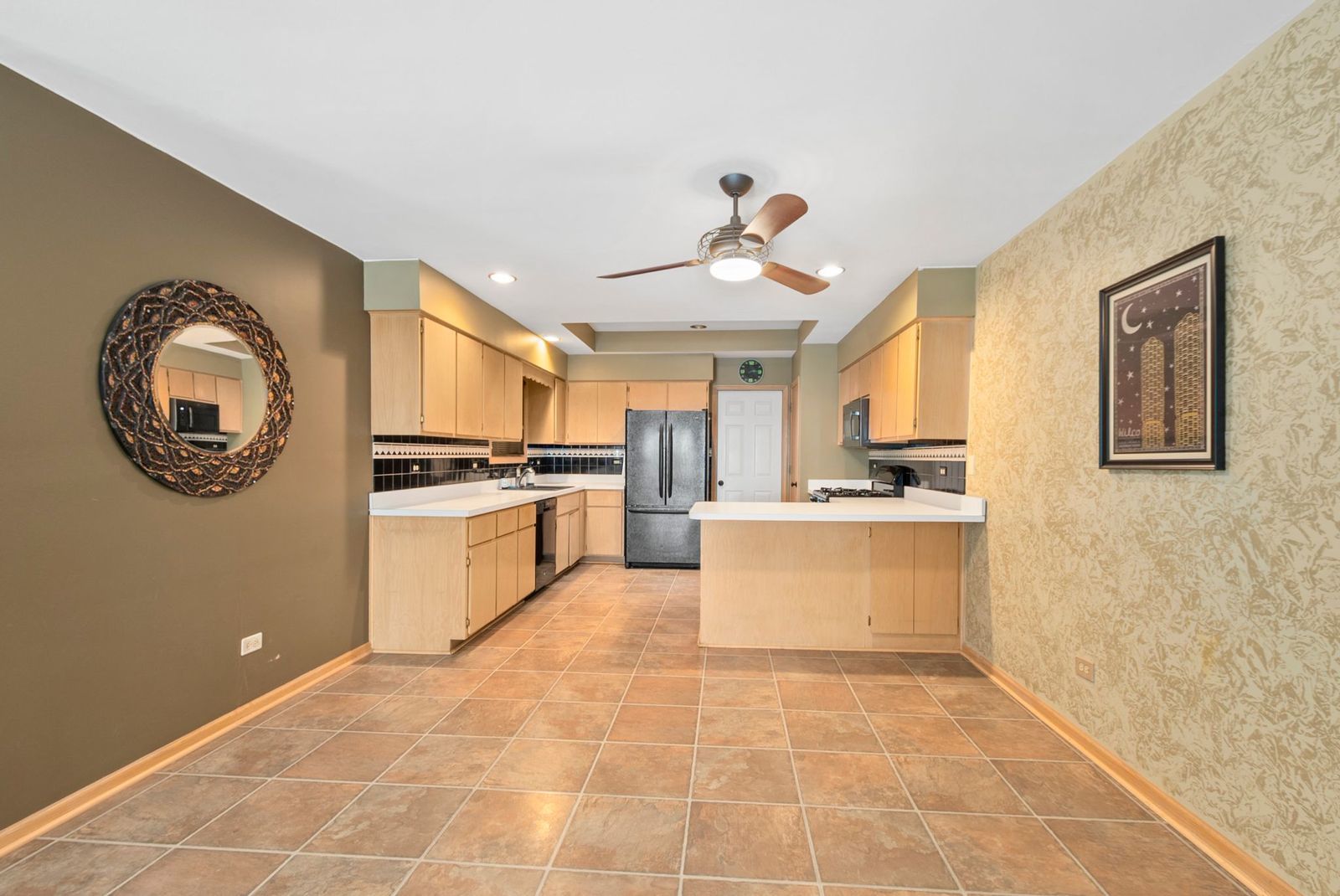 7642 W 158th Court, Orland Park, IL 60462