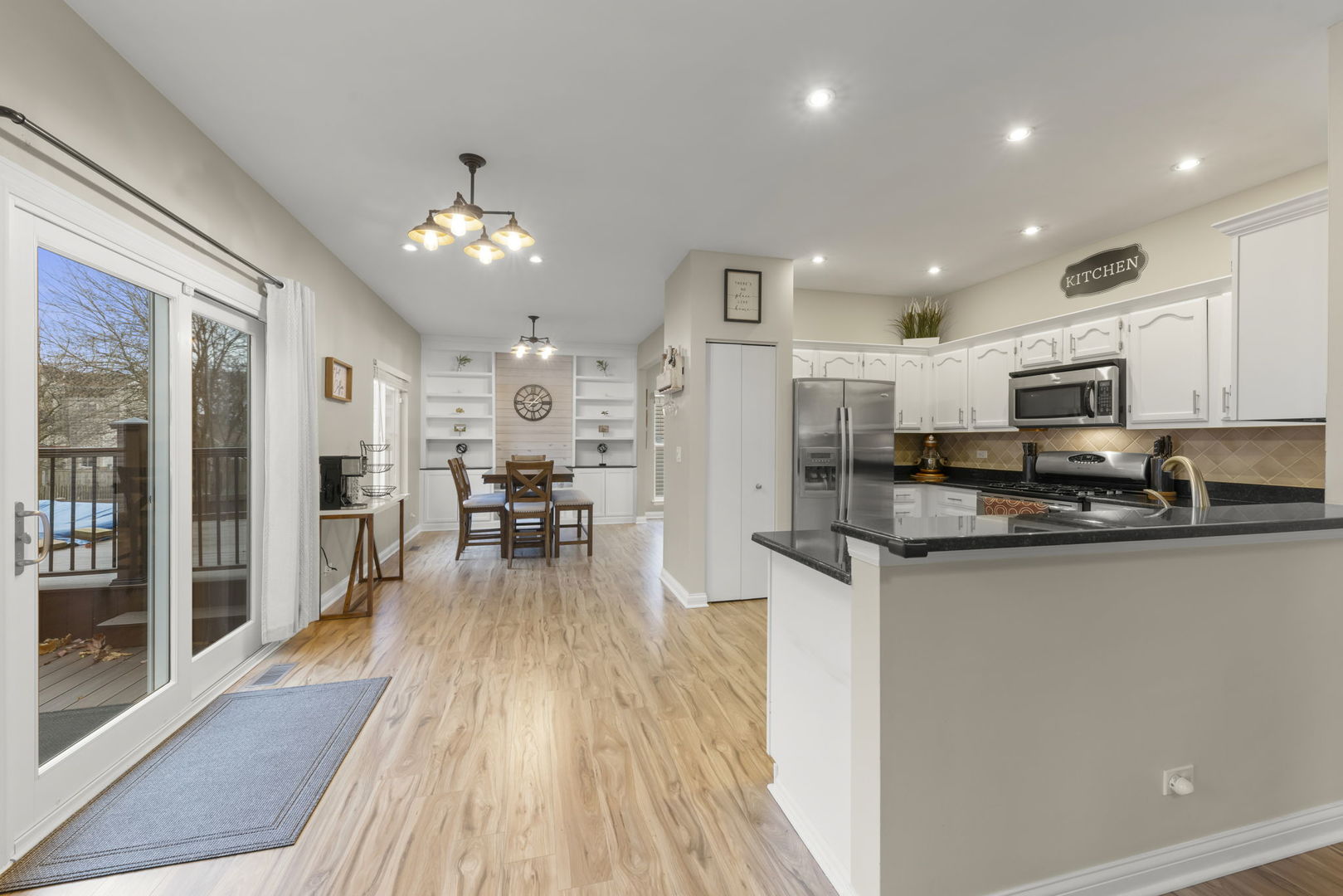 241 Cummings Drive, Bartlett, IL 60103