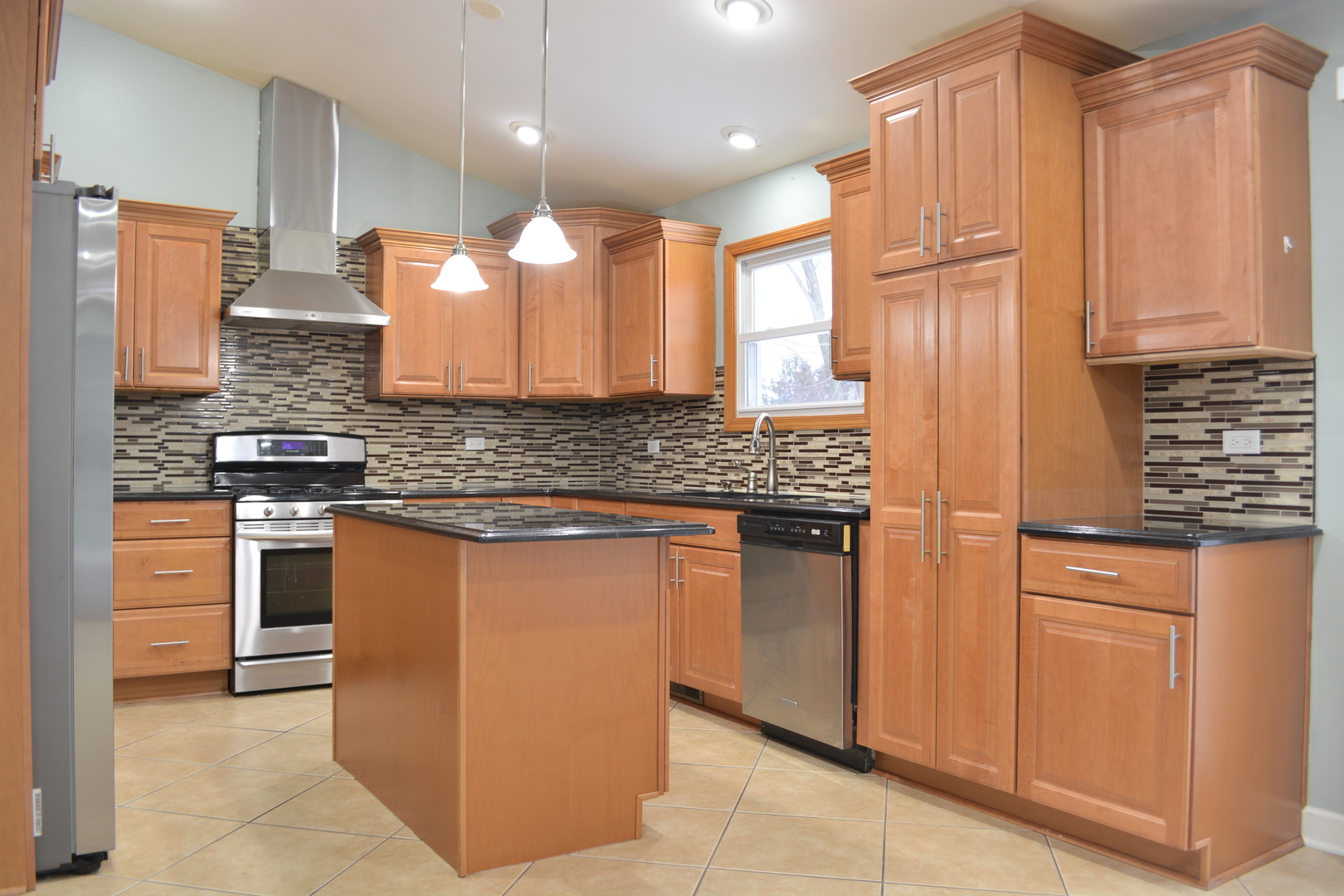 1203 Timber Drive, Elk Grove Village, IL 60007