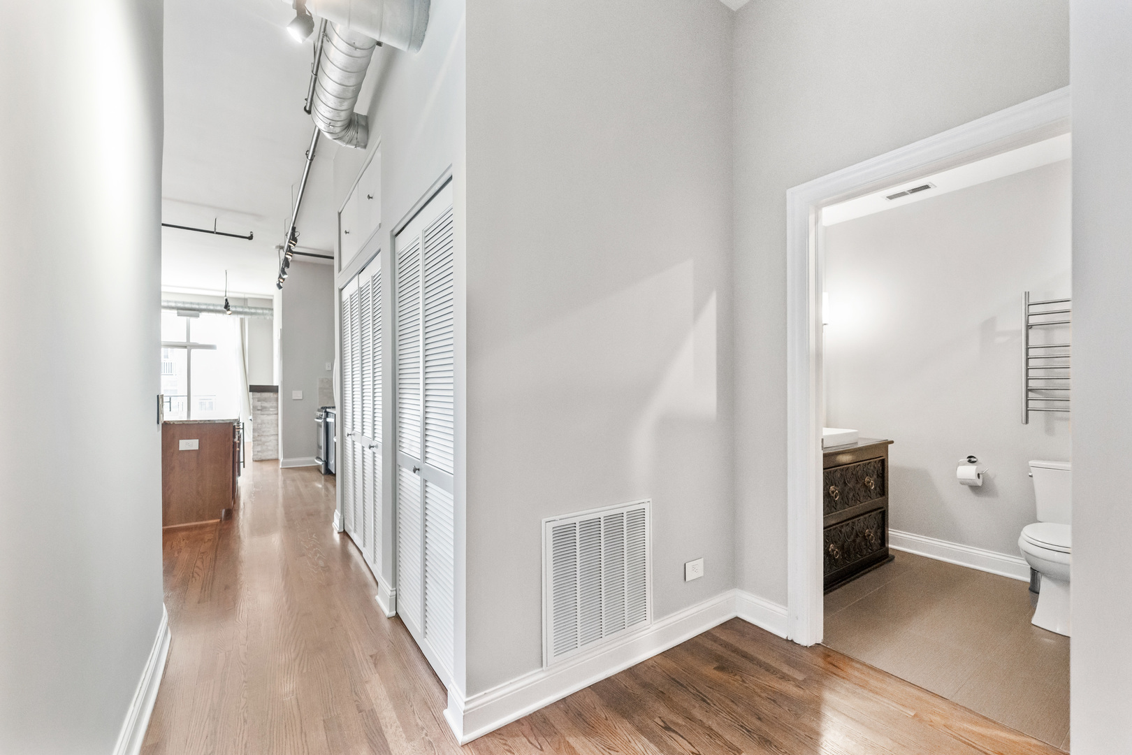 1000 W ADAMS Street #703, Chicago, IL 60607