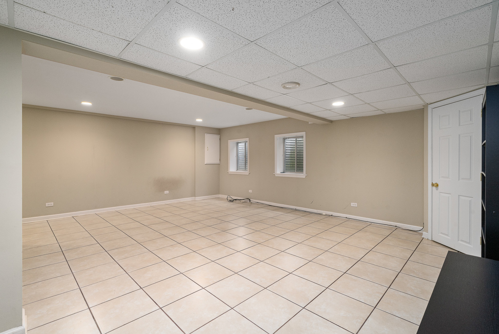 18261 Kirby Drive, Tinley Park, IL 60487