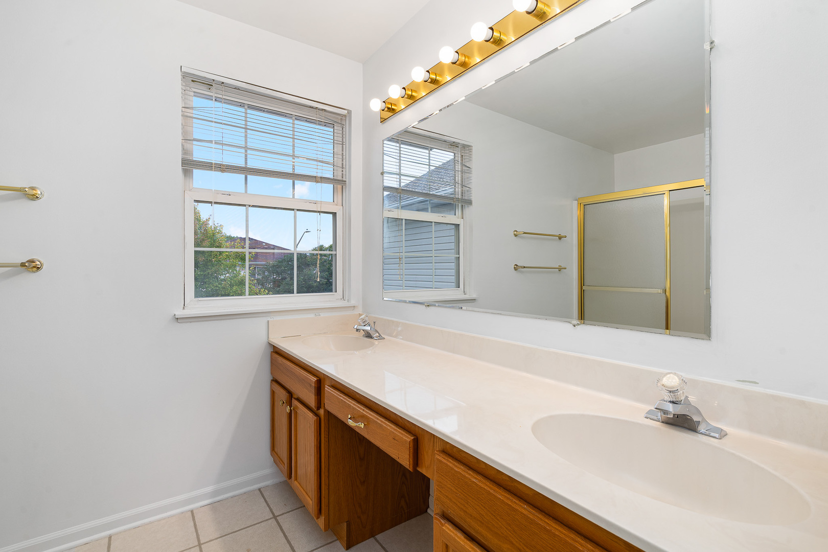 18261 Kirby Drive, Tinley Park, IL 60487