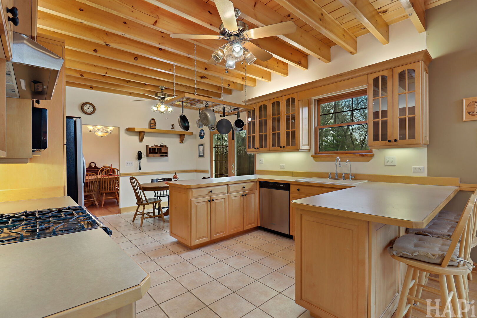 2837 Jackson Drive, Arlington Heights, IL 60004