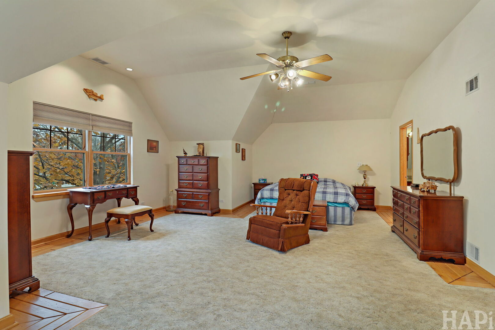 2837 Jackson Drive, Arlington Heights, IL 60004