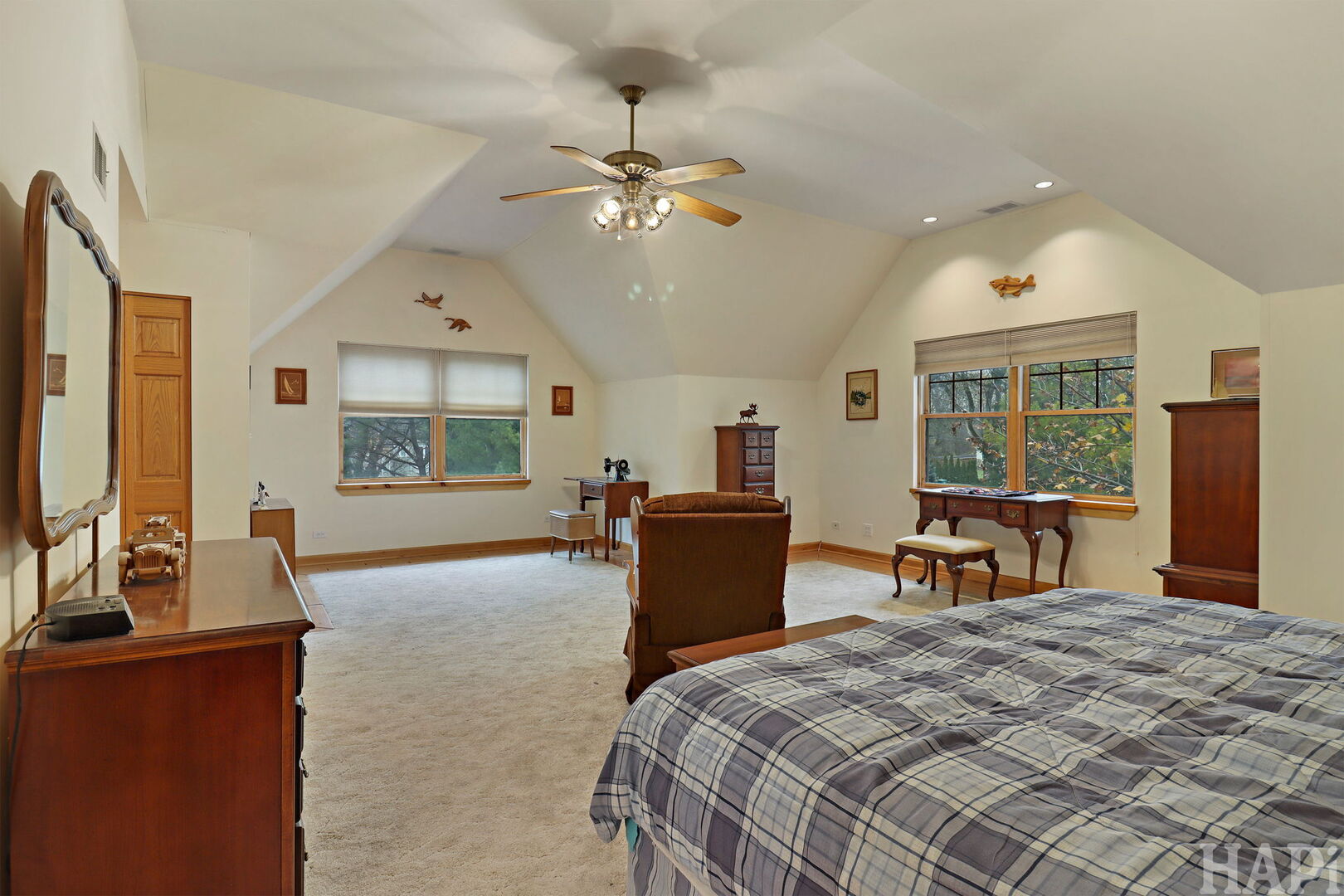 2837 Jackson Drive, Arlington Heights, IL 60004