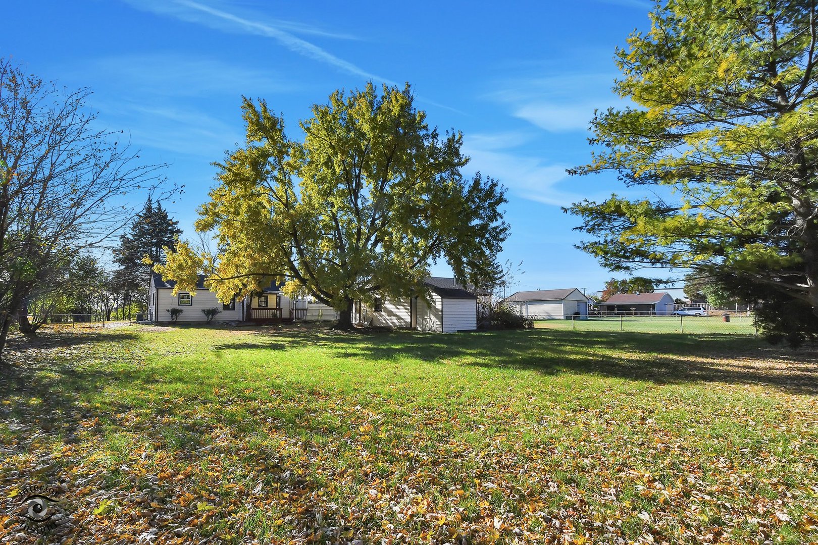 748 73rd Court, Willowbrook, IL 60527