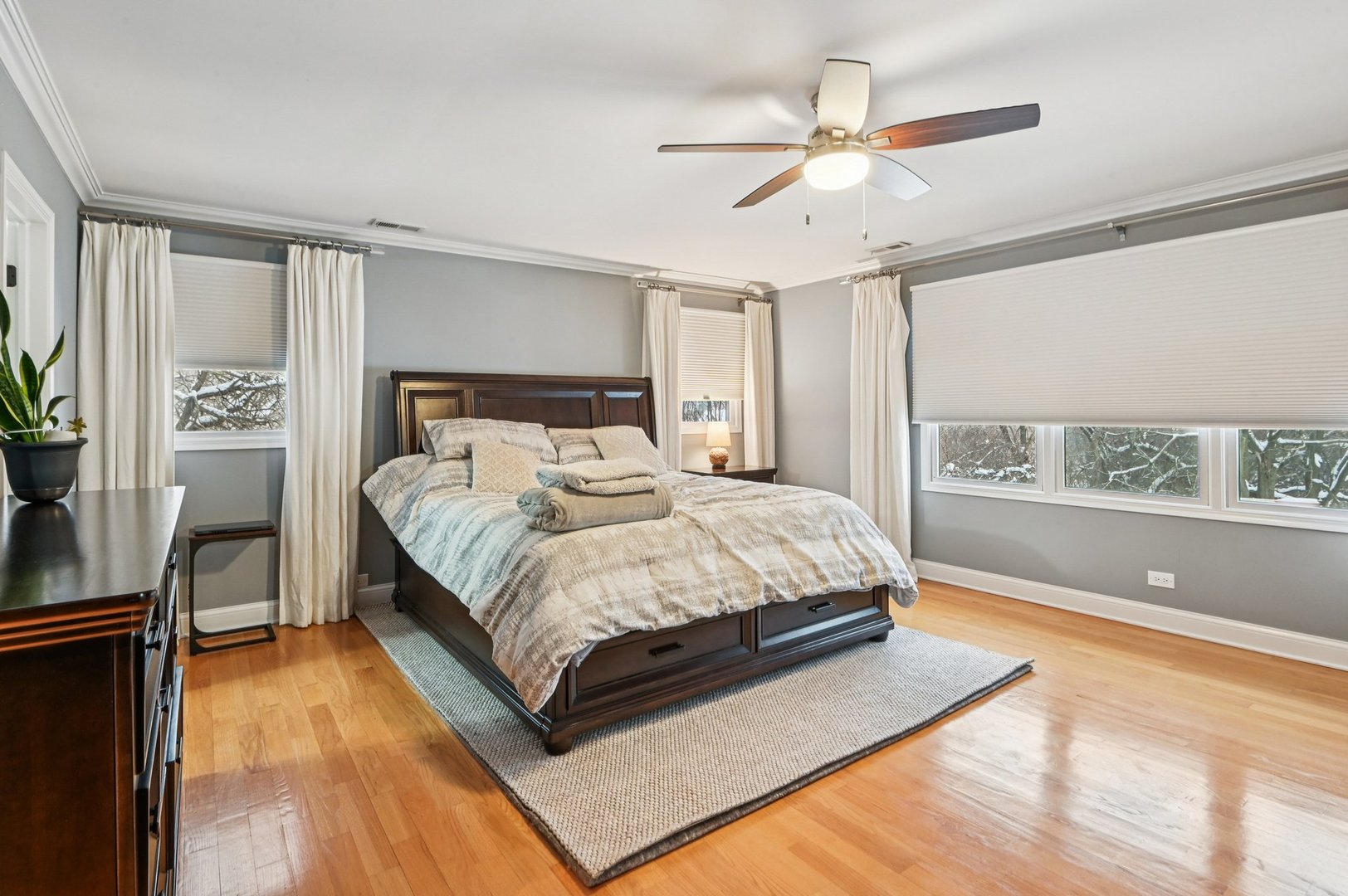 131 W Chicago Avenue, Downers Grove, IL 60515